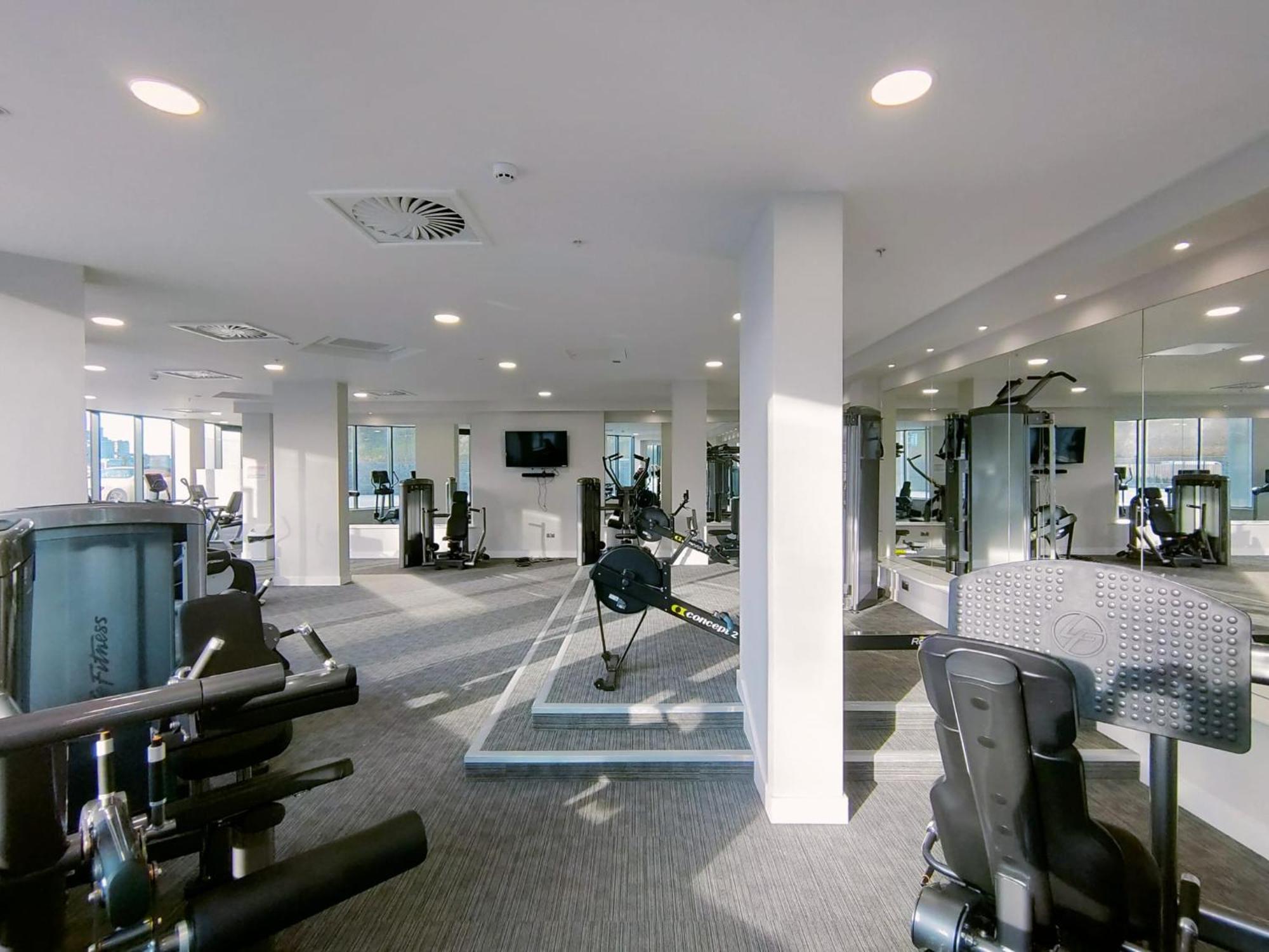 Snuggle Inn - Riverside Apartments - Views Over Looking London River Thames, Close To O2 Arena, London Excel, London City Airport, Thames Clipper- River Boat Service, Woolwich Ferry, Onsite Parking, Twin Room Option Available Eksteriør bilde